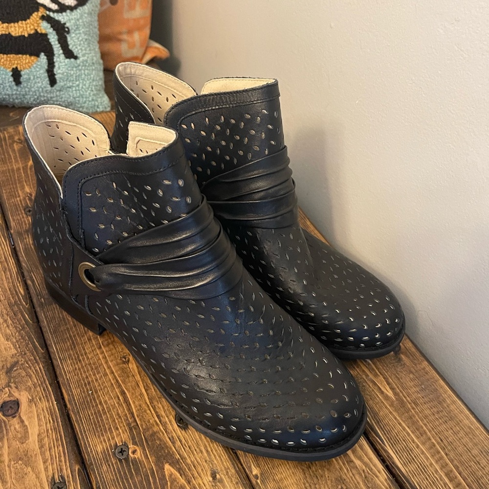 Spenco boot size 9